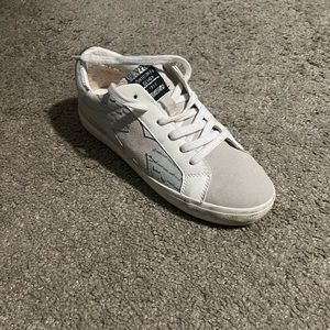 Brand new. Never worn